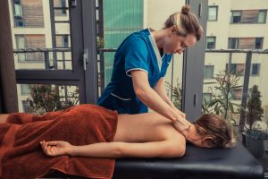 lynda_dugas-massage-a-la-maison